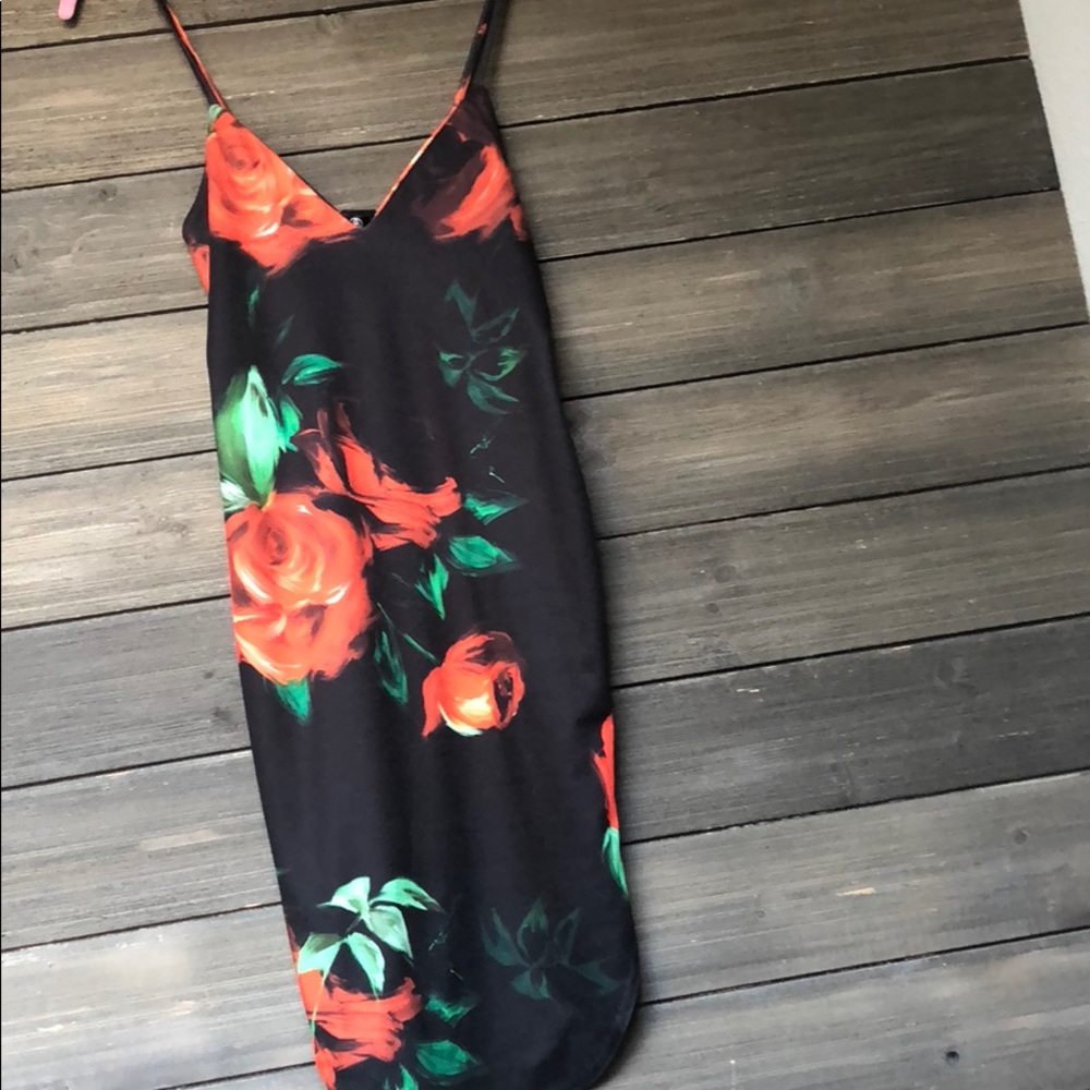 Missguided Strappy Plunge Curve Hem Rose Dress 6